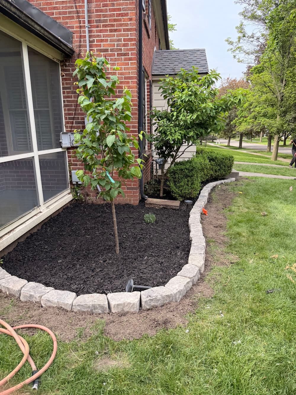 Gallery photos for Paver Edging, Fresh Mulch and New Plantings in Kalamazoo: Image #1
