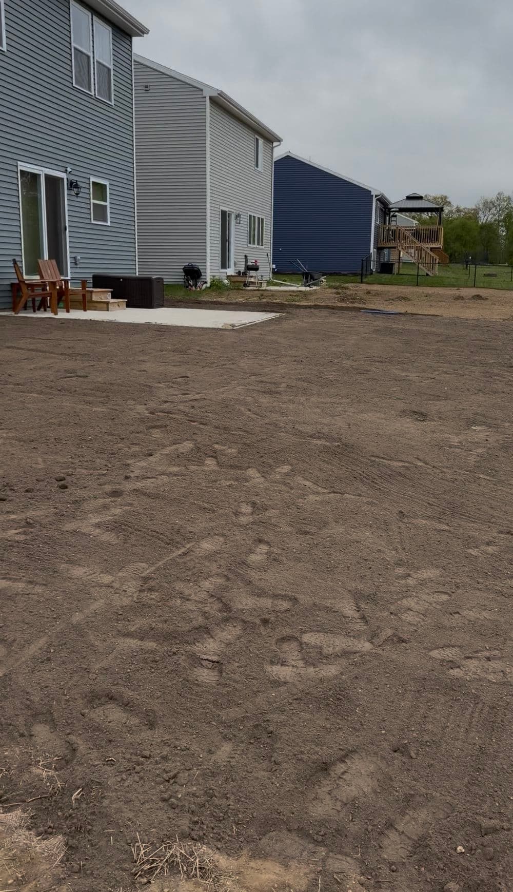 Gallery photos for New Home Sod Installation Replaces Sandy Fill Dirt in Galesburg: Image #4